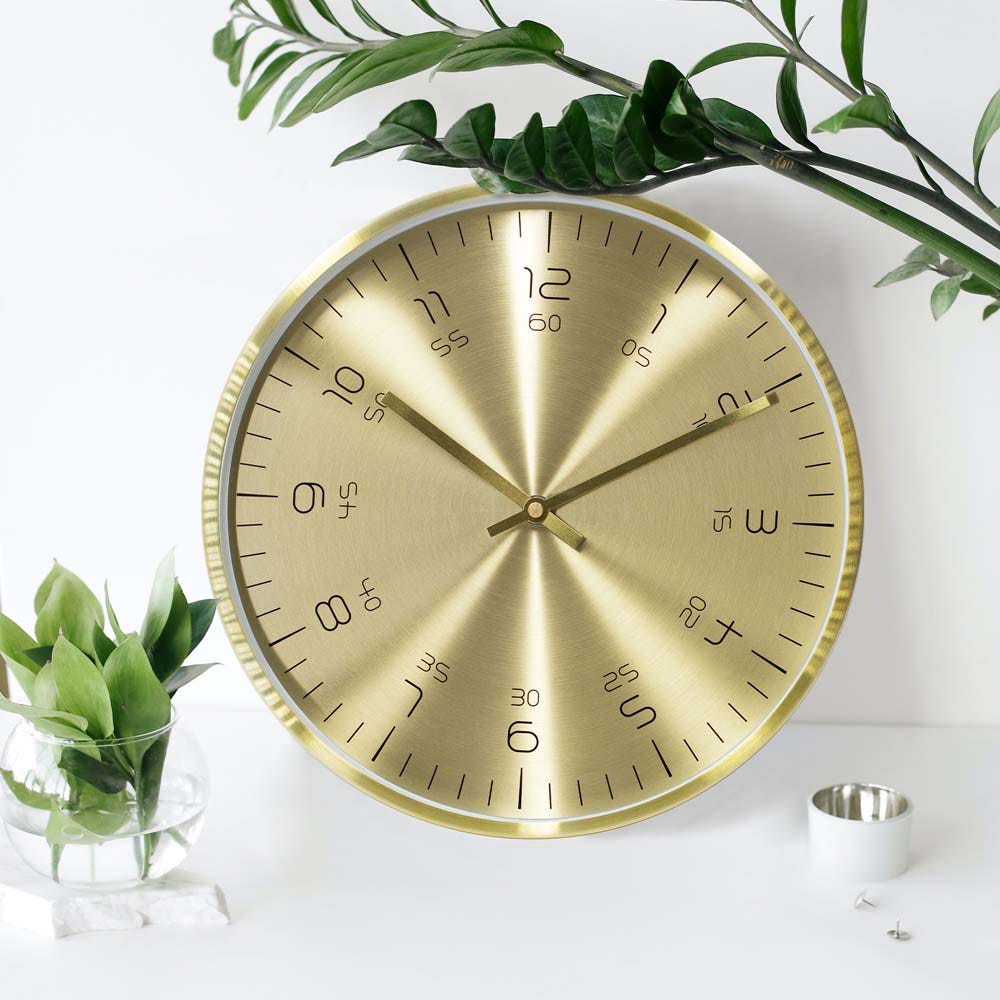 SS22 Stolpa Metal Wall Clock Gold 30.2X30.2X4.4CM 201134